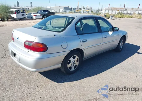 2005 Chevrolet Classic z USA, uszkodzony, nr VIN 1G1ND52F45M237379